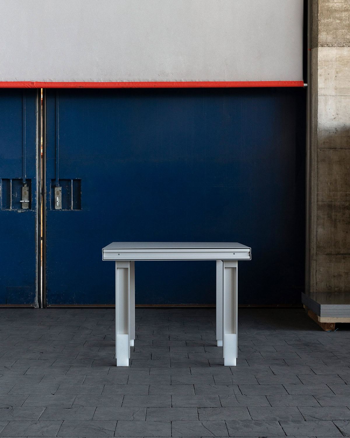 PhilippeMalouin-Lehni-Bent-Aluminium-1200x1500-8