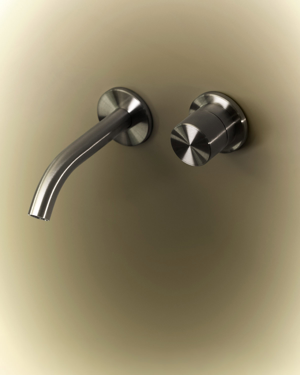 PhilippeMalouin-QuadroDesign-Hum-1200x1500-15