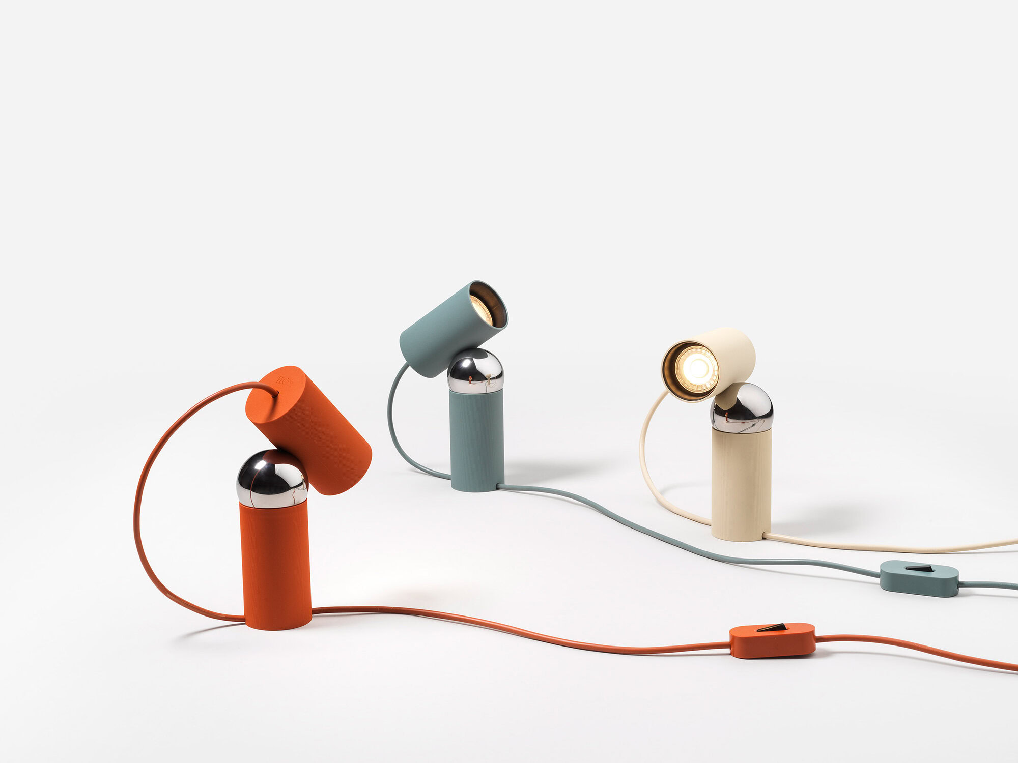 PhilippeMalouin-Flos-Bilboquet-2400x1500-1