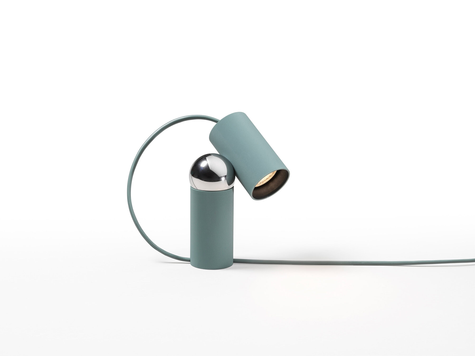 PhilippeMalouin-Flos-Bilboquet-2400x1500-10