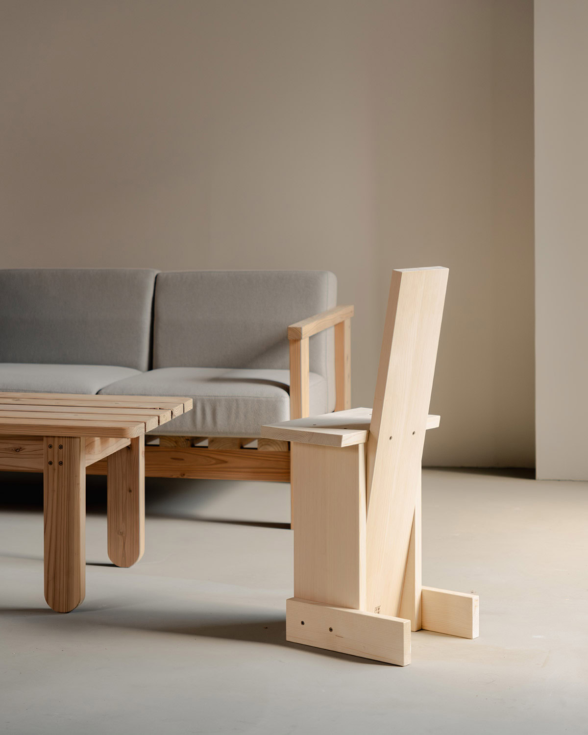 PhilippeMalouin-Ishinomaki-CafeChair-1200x1500-12