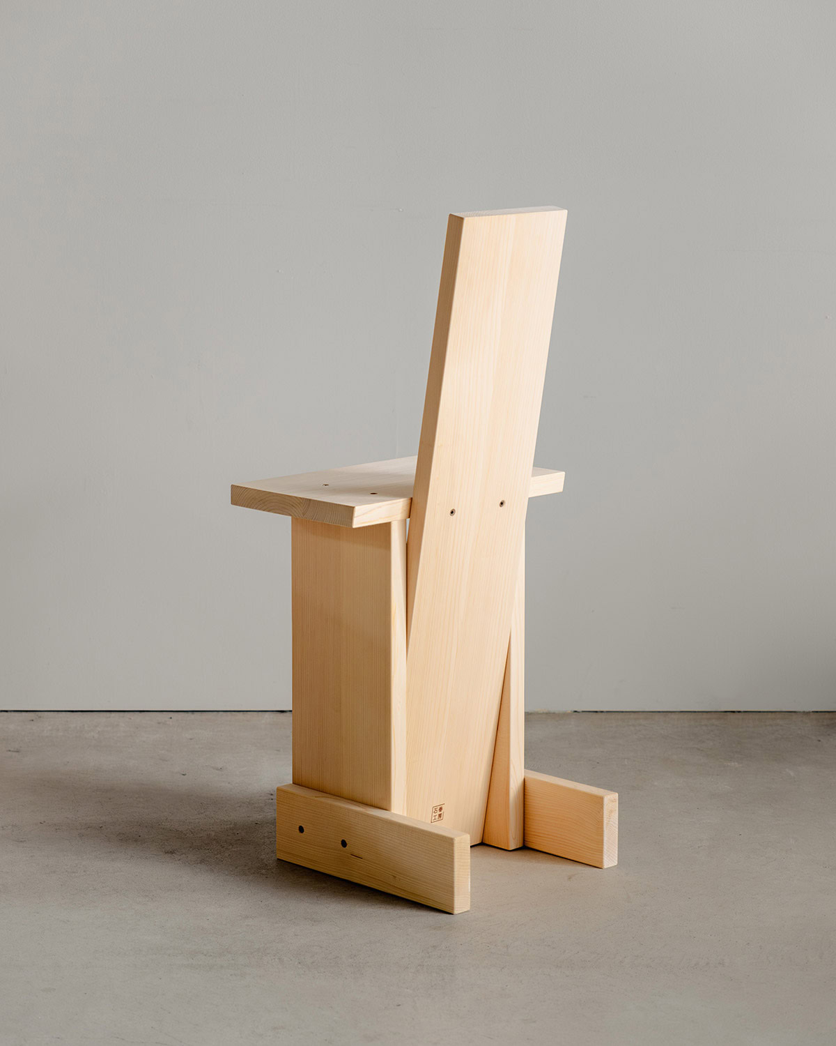 PhilippeMalouin-Ishinomaki-CafeChair-1200x1500-5