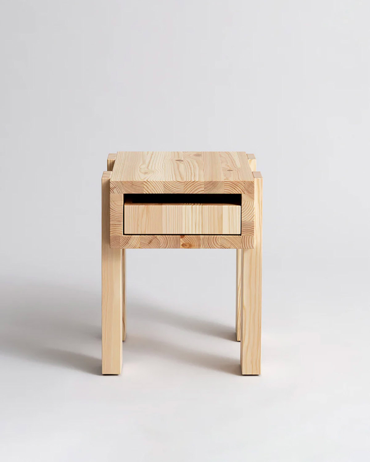 PhilippeMaluoin-Vaarnii-Stilts-1200x1500-02